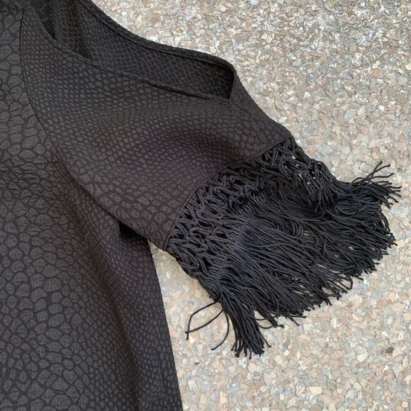 Cooper & Ella Cold Shoulder Top - Picture 4 of 7